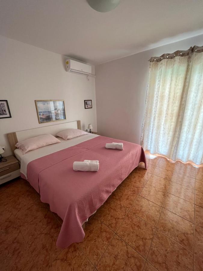 Apartments And Rooms Markovski Palit Экстерьер фото